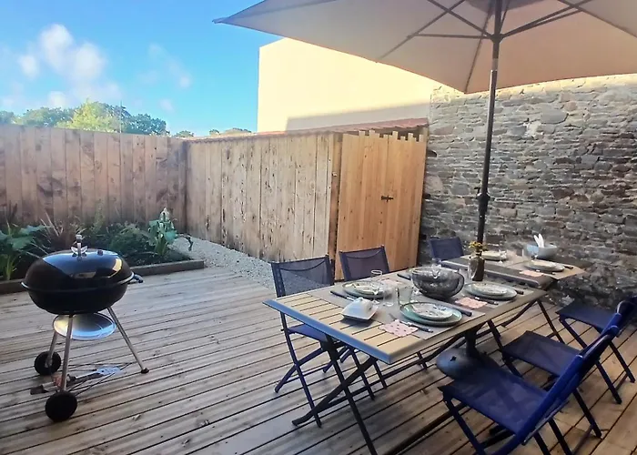 Au Bout Du Mont * Pontorson